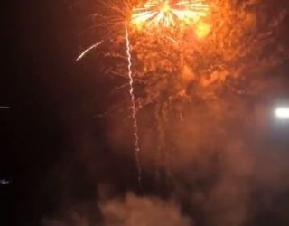 Профессиональные высотные веерные салюты